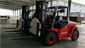 X系列內(nèi)燃叉車-順博鋁業(yè)，會(huì)旋轉(zhuǎn)的