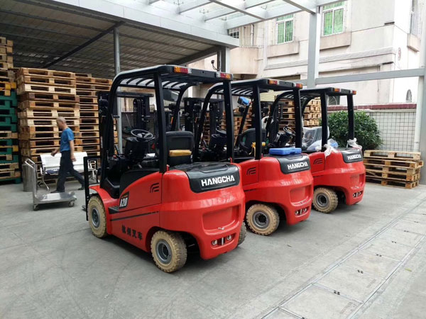 杭州叉車電動叉車，60年始終如一的優(yōu)秀品質(zhì)