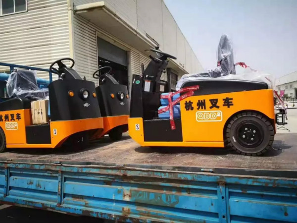 電動牽引車 電動牽引車
