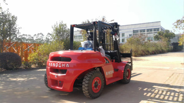 內(nèi)燃叉車(chē)2