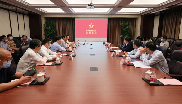 杭州市委副書記、市長劉忻赴巨星控股集團開展企業(yè)大走訪